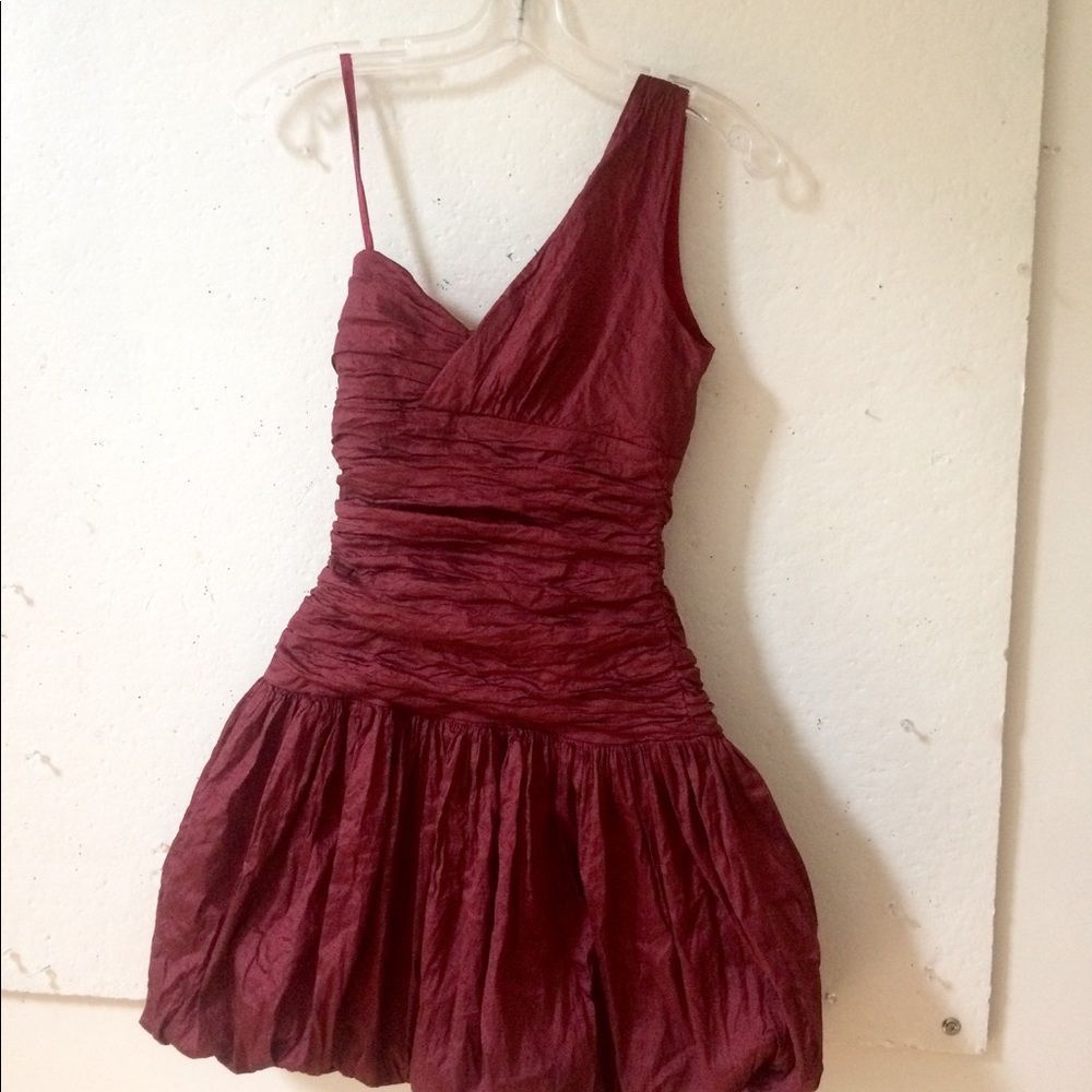 BCBG Ruche metallic short formal dress - Picture 4 of 9